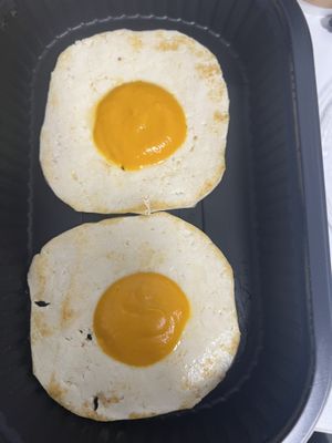  Vegan fried eggs at LN Fortunate Coffee in Hong Kong Island