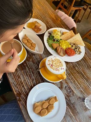   at LN Fortunate Coffee in Hong Kong Island