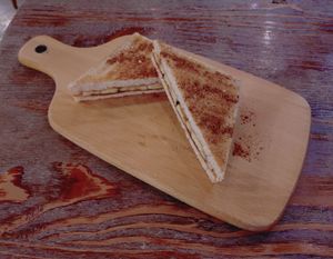 Banana, Cinnamon and Peanut Butter Toast 🥰 at LN Fortunate Coffee in Hong Kong Island