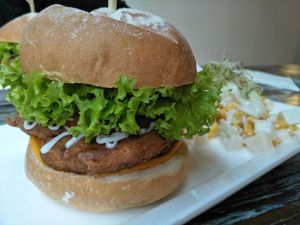 Cheese and mushroom burger at LN Fortunate Coffee in Hong Kong Island