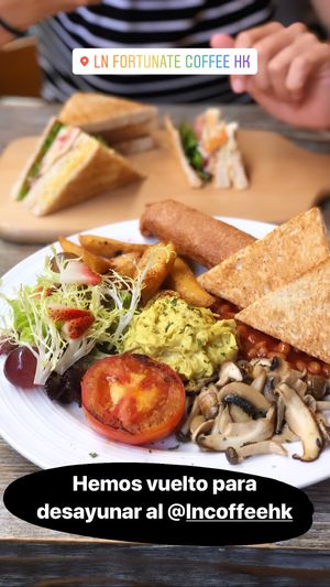 Breakfast at LN Fortunate Coffee in Hong Kong Island