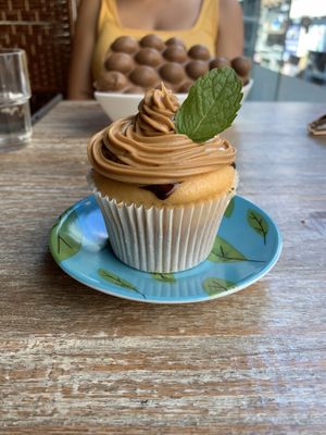 Choc Peanut Butter Cupcake at LN Fortunate Coffee in Hong Kong Island