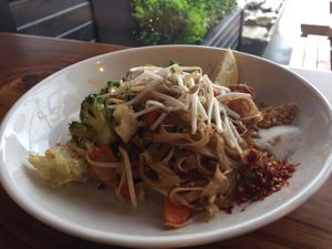 Tofu Pad Thai (no egg) at SnakeBite Brewery in Franz Josef Waiau