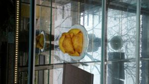 pasties at Than Thien Moi Truong in Hue