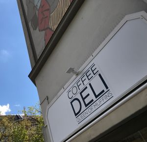 store front at Queen of Muffins - Pohlstrasse in Berlin