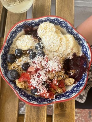 Classic acai bowl at Under the Mango Tree in Miami Beach
