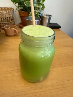 Supergreen smoothie at Under the Mango Tree in Miami Beach