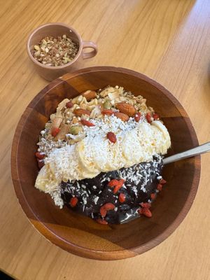 Superfood açai bowl at Under the Mango Tree in Miami Beach