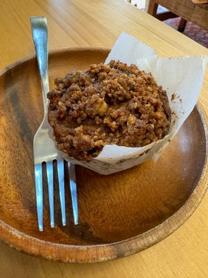 Apple muffin at Under the Mango Tree in Miami Beach