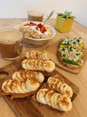 Breakfast for 2  at Under the Mango Tree in Miami Beach