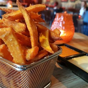sweetpotato fries at Smelteverket in Oslo