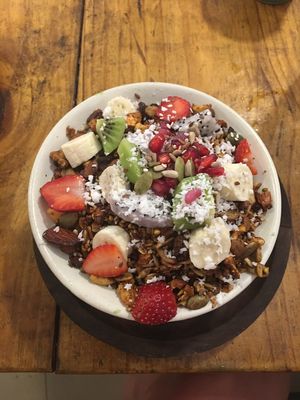 Amazing Green Smoothie bowl at Zest in Palolem