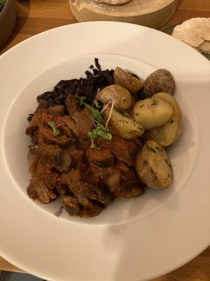 Pilzgulasch  at Zwei und Zwanzig in Geisenheim