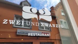  at Zwei und Zwanzig in Geisenheim