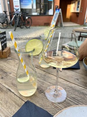 🍷  at Zwei und Zwanzig in Geisenheim