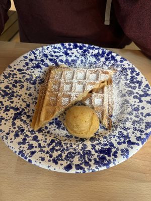   at Zwei und Zwanzig in Geisenheim