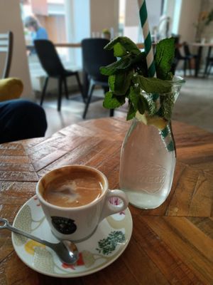 Small coffee when I wanted large. at Zwei und Zwanzig in Geisenheim