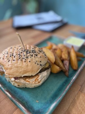 Spicy Tempeh Burger  at Zwei und Zwanzig in Geisenheim