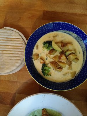 Kartoffelcurry at Zwei und Zwanzig in Geisenheim