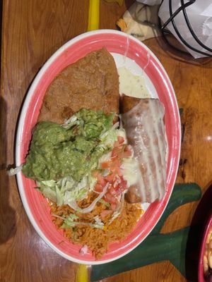  at Cocina de Carlos in Perrysburg