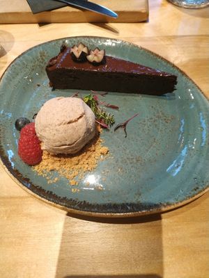 Chocolate dessert at Aparaat in Tartu