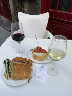 All vegan, all amazing 😋  at K2 in Bilbao