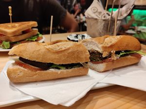 With lentil patty at K2 in Bilbao