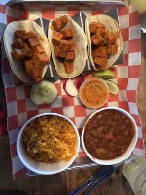 Crispy tofu tacos at Johnny Tequilas in Roselle