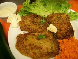 carrots-zucchini-potatoes pancakes with caouliflower mayonnaise at Vegancja in Plock