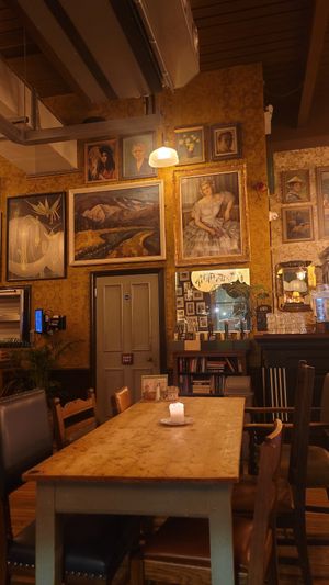  at Lounges - Tarro Lounge in Hinckley