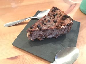 Chocolate chip tofu cake at B12 in Toulouse