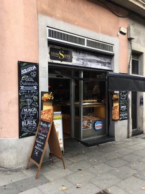 Exterior  at Crois-Sants in Barcelona