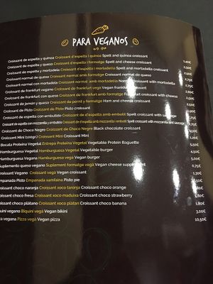 Vegan menu  at Crois-Sants in Barcelona