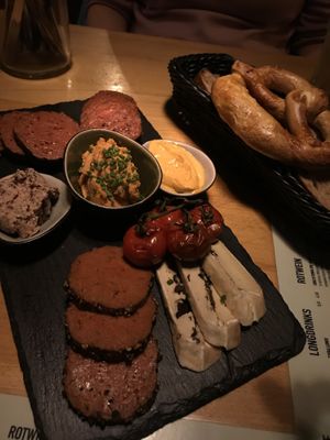 vorspeisenplatte 🤤  at Steffenhagen in Dresden