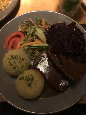 sauerbraten mit rotkohl und klößen  at Steffenhagen in Dresden