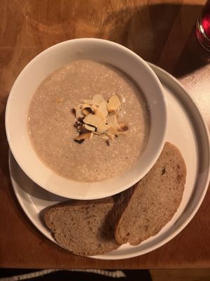 Maronencremesuppe   at Steffenhagen in Dresden