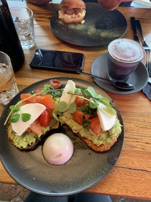 Gf avo with egg, latte and Mac and cheese burgers at Matcha Mylkbar in St Kilda