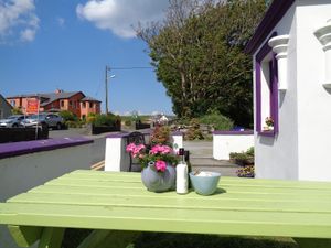 lovely outdoor seats at Doolin Cafe in Doolin