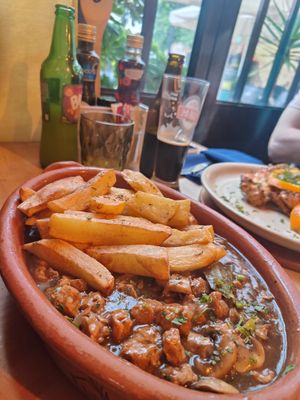 Vegan picado 12e at O Forno in Calheta