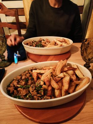 Picado vegano, piatti enormi! at O Forno in Calheta