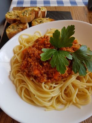 Spaghetti Bolo at O Forno in Calheta