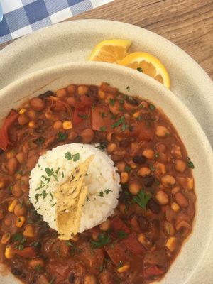 chilly beans at O Forno in Calheta