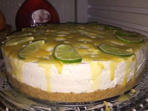 GIN & LEMON LIME cheesecake. Gelatin free! at O Forno in Calheta
