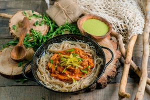 Soy meat in tomato sauce with chinese noodles (300g) at Vegano Hooligano - Mala in Odessa