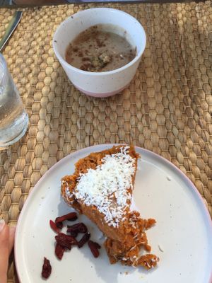 Banana icecream and carrot cake (lunch menu) at Vegan & Raw in Mallorca