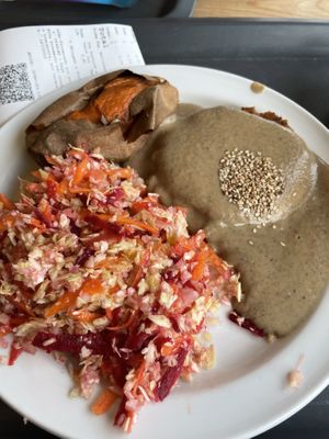 Small lunch plate  at Biofrade - A Loja da Horta in Lourinha