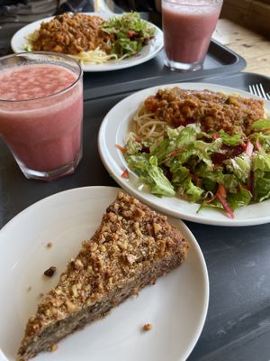 lunch, juice and dessert  at Biofrade - A Loja da Horta in Lourinha