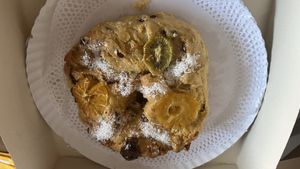 Bolo do Rei (Christmas Special)  at Biofrade - A Loja da Horta in Parede