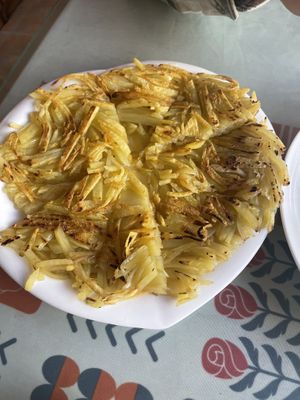   at Jù Cái Sù Diàn in Tibet