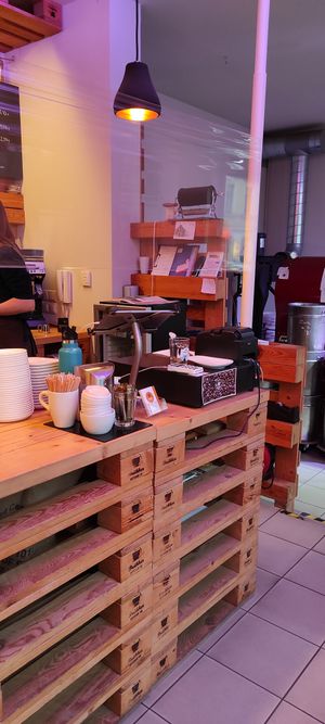 Theke at Bruehbar - Coffee Roaster in Leipzig